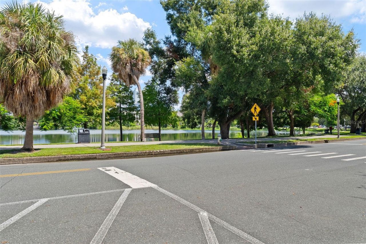 250 Mirror Lake Drive N, Saint Petersburg, FL 33701 Photo