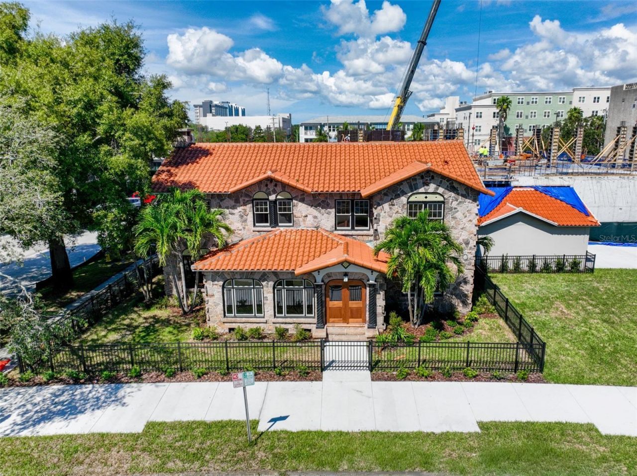 250 Mirror Lake Drive N, Saint Petersburg, FL 33701 Photo