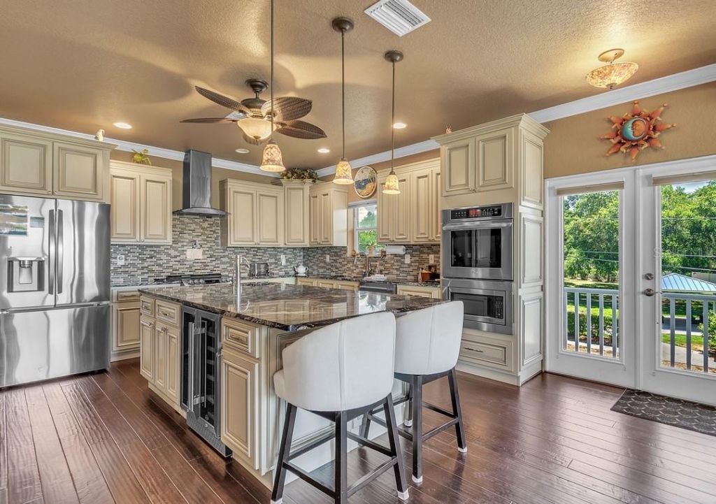 5417 Essex Avenue S, Gulfport, FL 33707 Photo