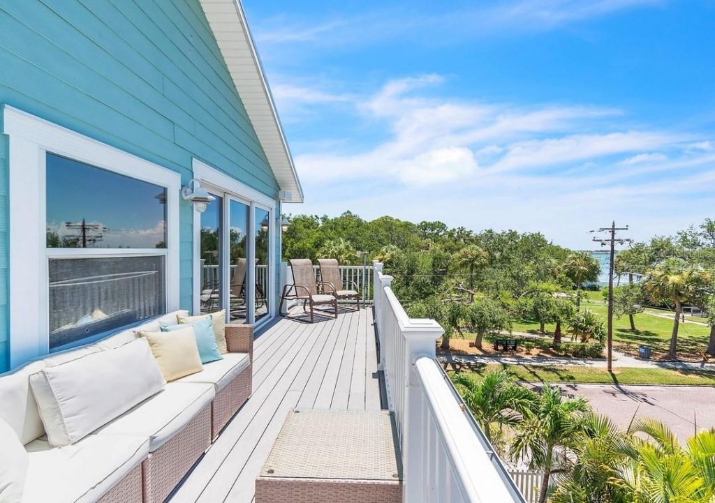 5417 Essex Avenue S, Gulfport, FL 33707 Photo