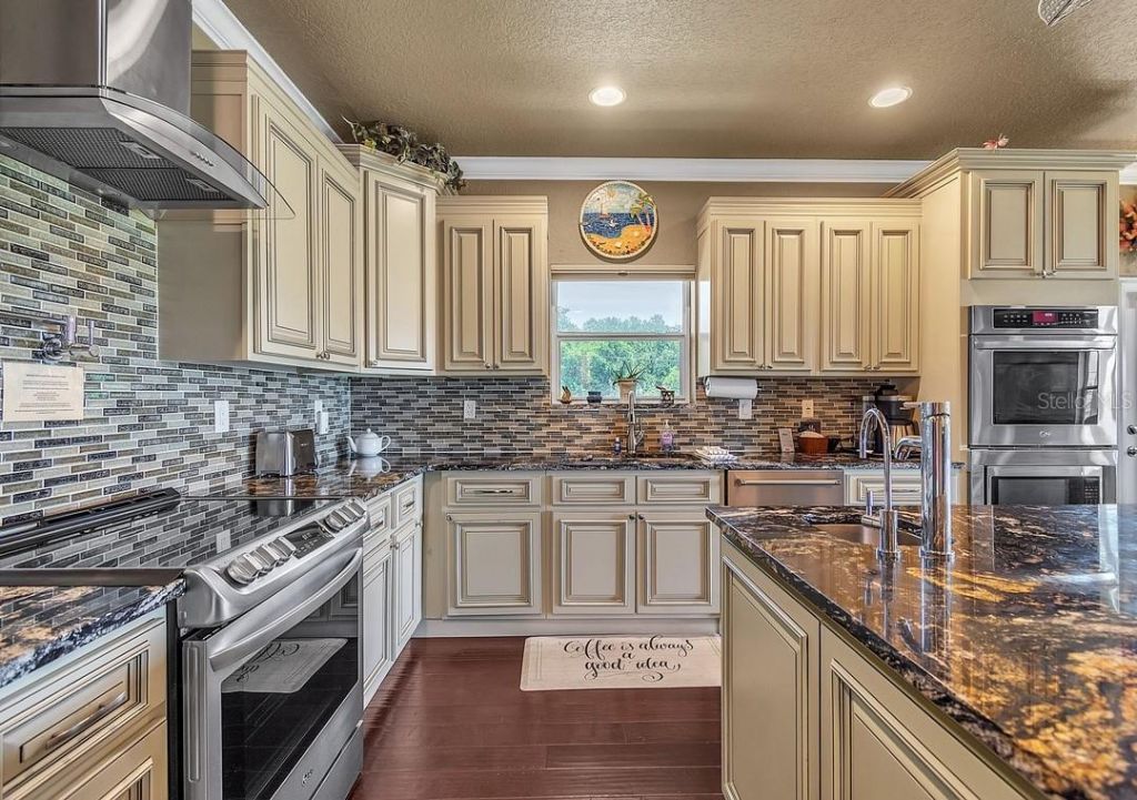 5417 Essex Avenue S, Gulfport, FL 33707 Photo