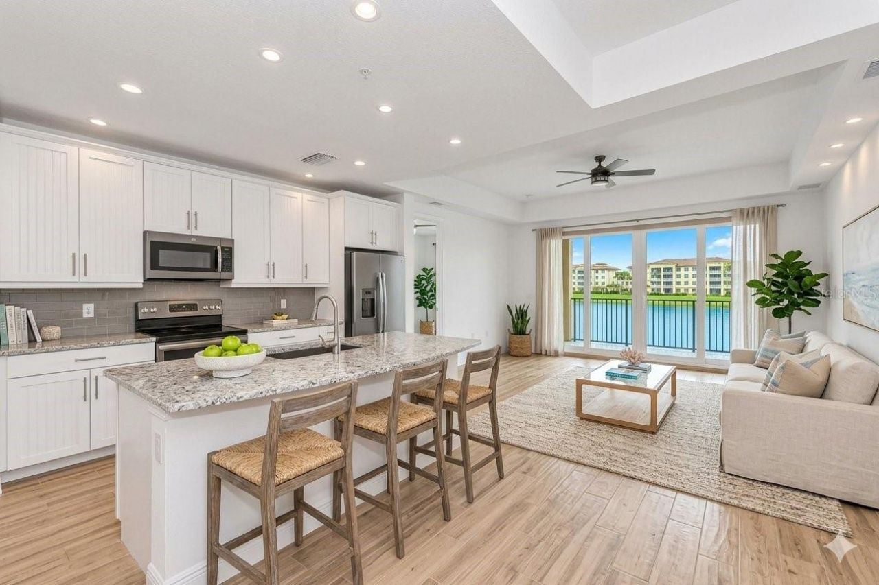 10530 Boardwalk Loop, Unit 202, Bradenton, FL 34202 Photo