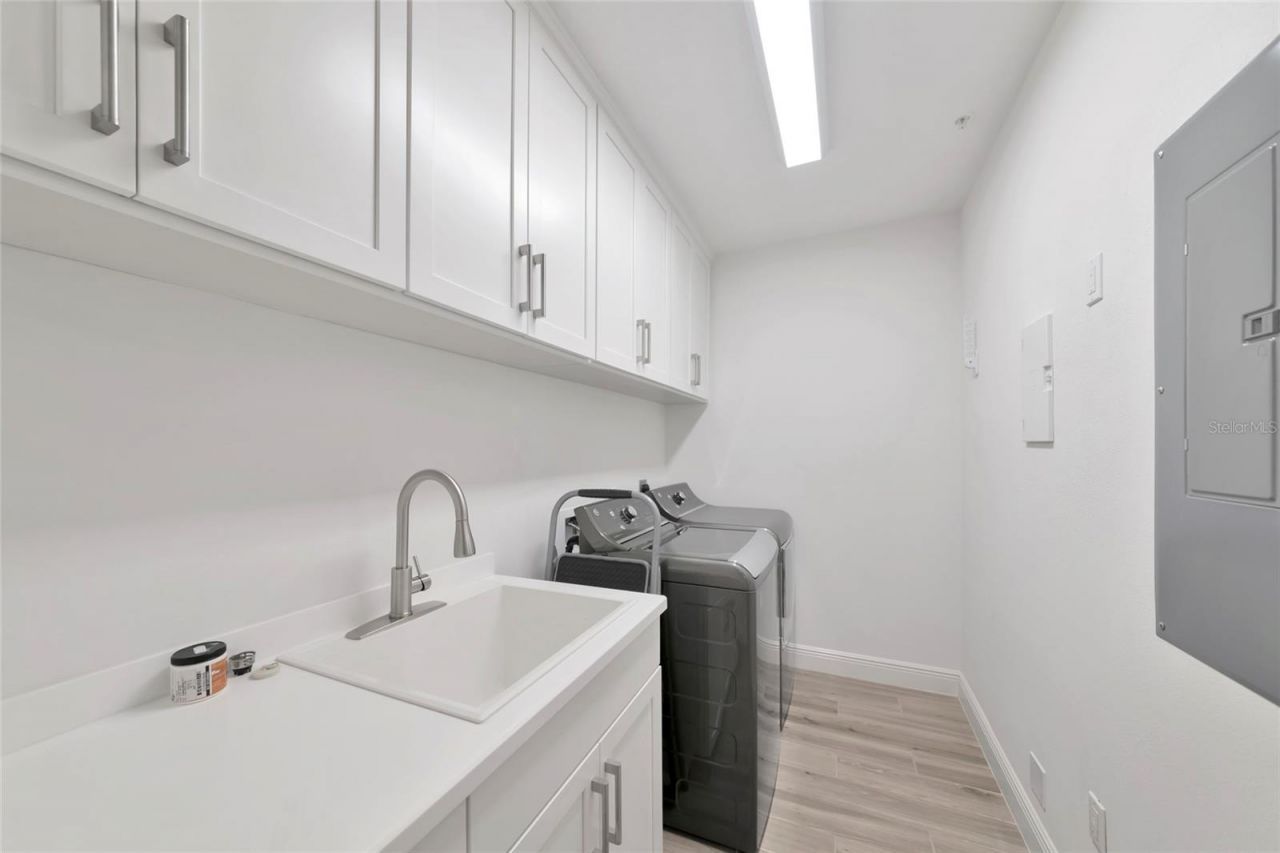 10530 Boardwalk Loop, Unit 202, Bradenton, FL 34202 Photo