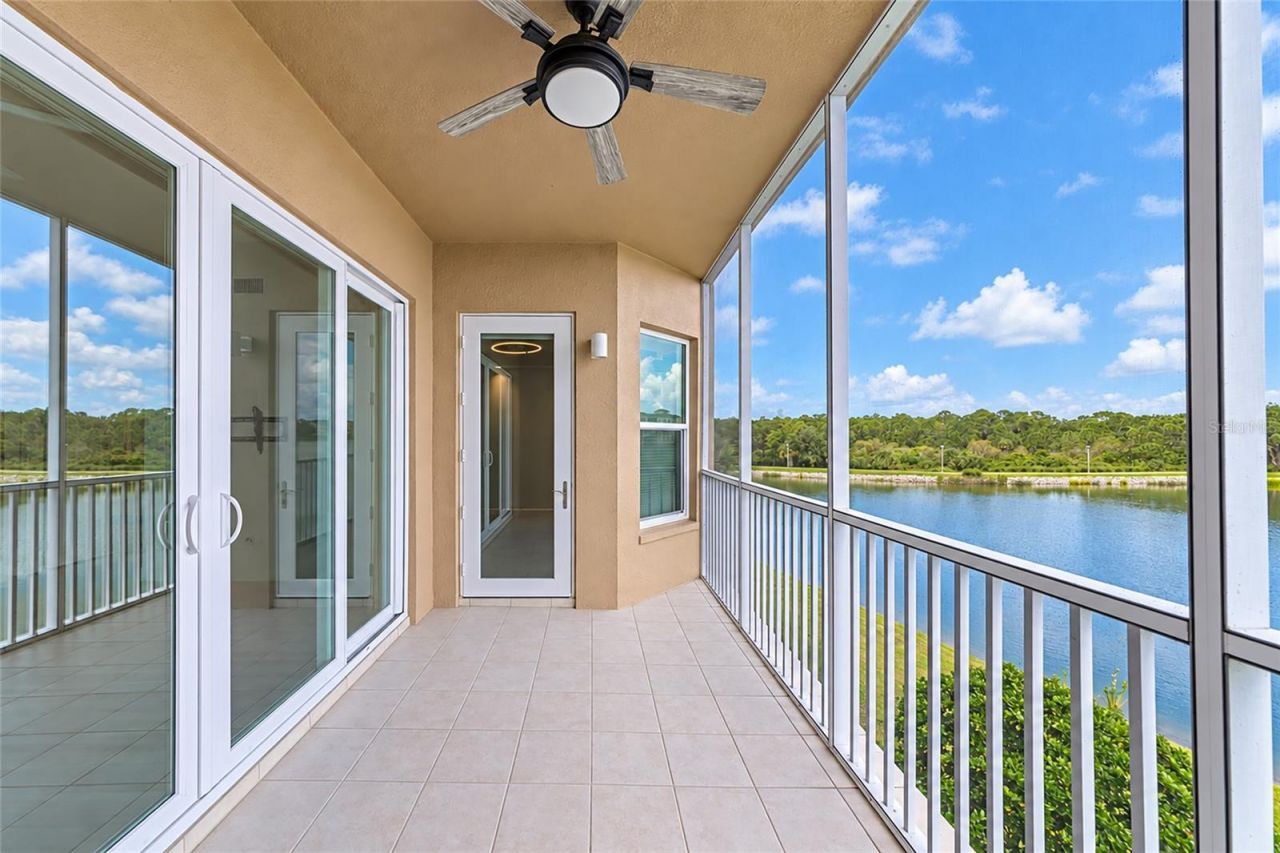 10530 Boardwalk Loop, Unit 202, Bradenton, FL 34202 Photo