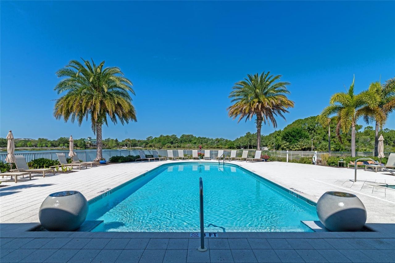 10530 Boardwalk Loop, Unit 202, Bradenton, FL 34202 Photo