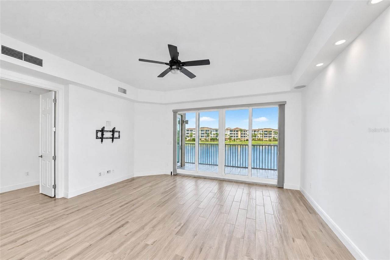 10530 Boardwalk Loop, Unit 202, Bradenton, FL 34202 Photo