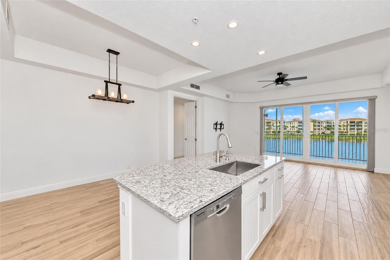 10530 Boardwalk Loop, Unit 202, Bradenton, FL 34202 Photo