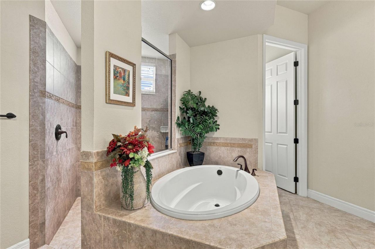 1645 Creek Nine Dr, North Port, FL 34291 Photo