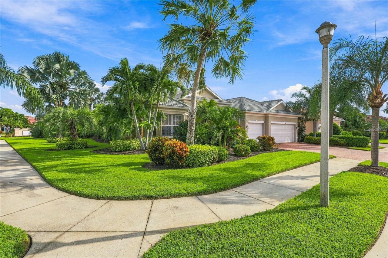 1645 Creek Nine Dr, North Port, FL 34291 Photo