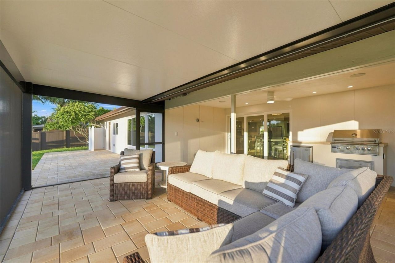 2303 Constitution Boulevard, Sarasota, FL 34231 Photo