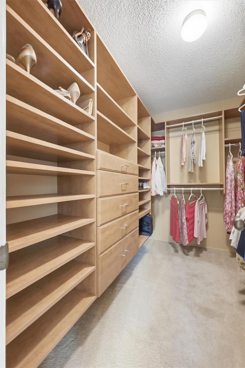 2328 Spring Oaks Circle, Sarasota, FL 34234 Photo