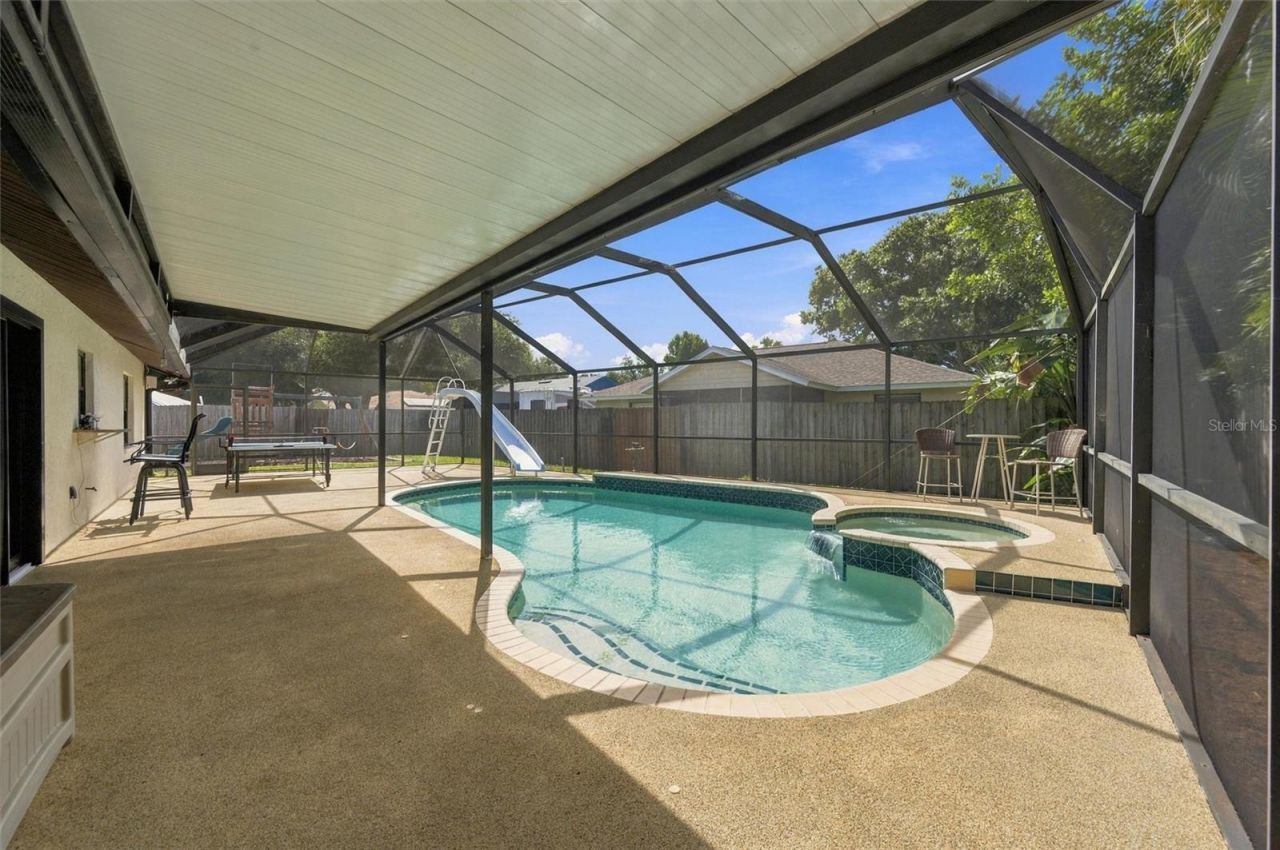 2328 Spring Oaks Circle, Sarasota, FL 34234 Photo