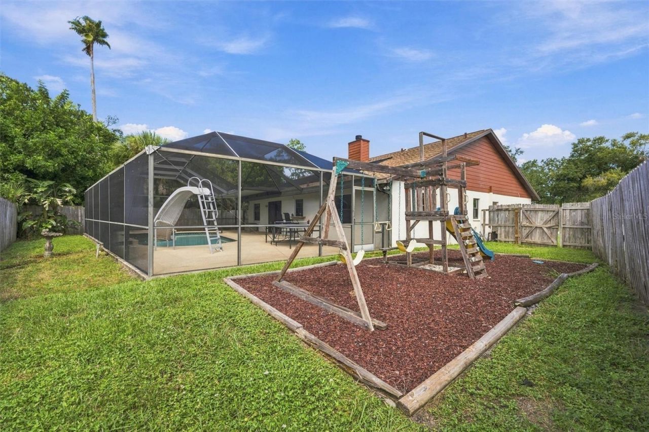 2328 Spring Oaks Circle, Sarasota, FL 34234 Photo