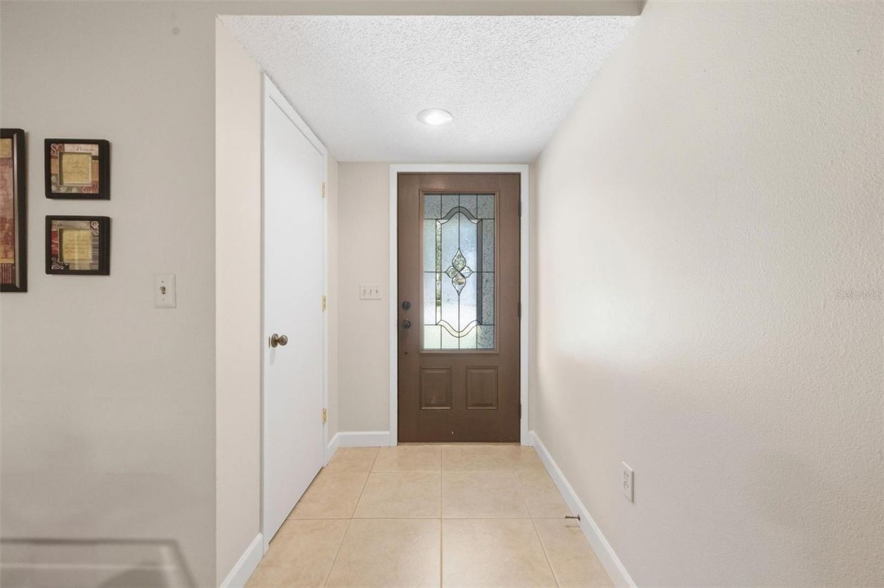 2328 Spring Oaks Circle, Sarasota, FL 34234 Photo