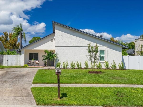 3160 CHAMBLEE LANE , CLEARWATER, FL 33759