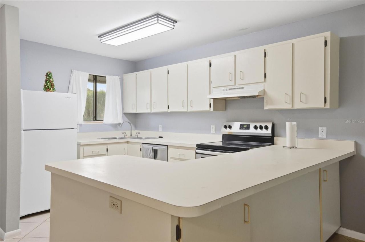 6033 34th Street W, Unit 20, Bradenton, FL 34210 Photo