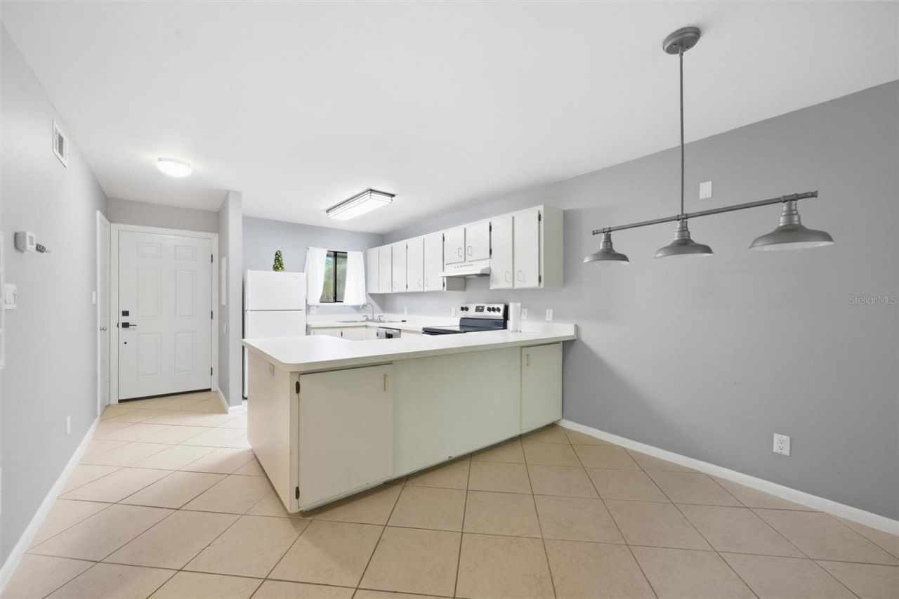 6033 34th Street W, Unit 20, Bradenton, FL 34210 Photo