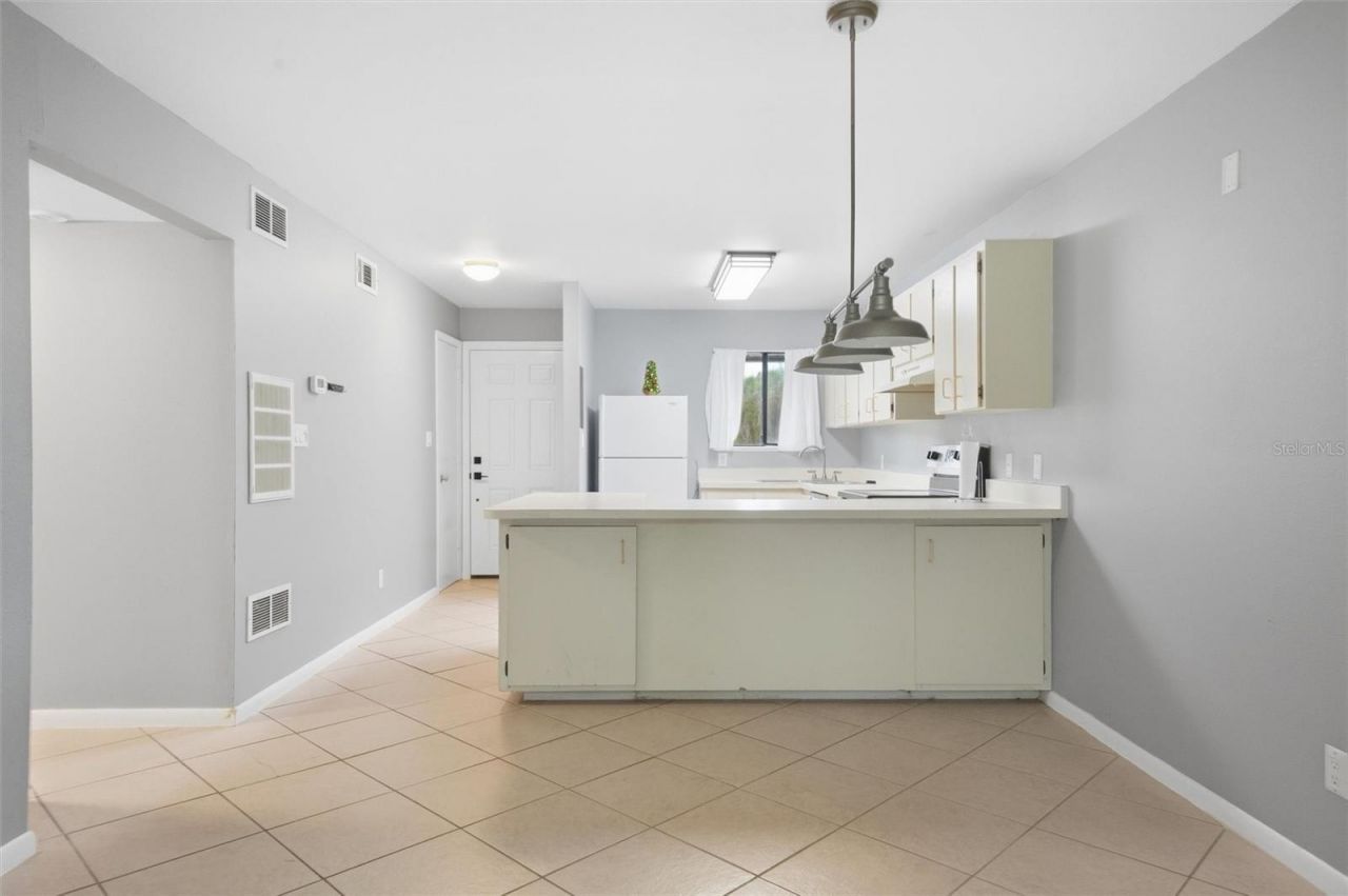 6033 34th Street W, Unit 20, Bradenton, FL 34210 Photo