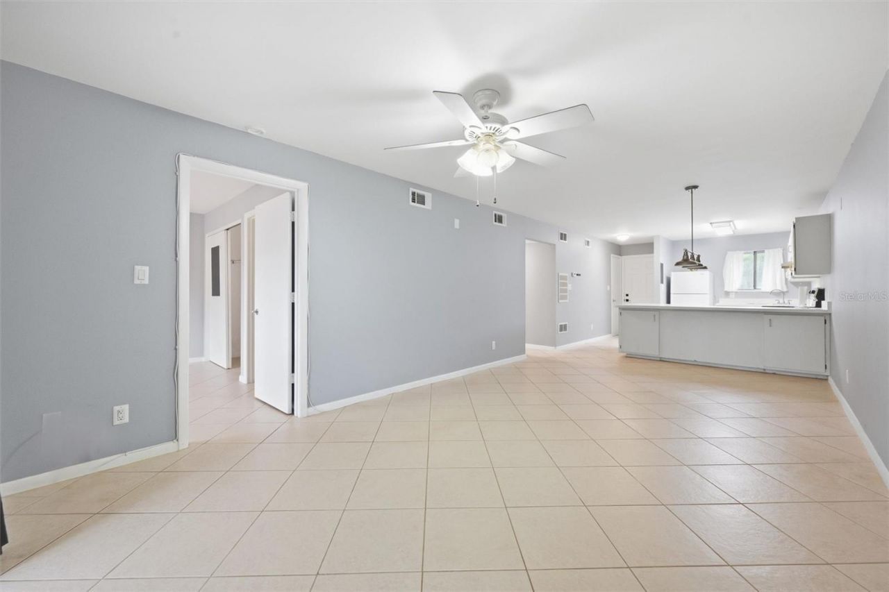 6033 34th Street W, Unit 20, Bradenton, FL 34210 Photo