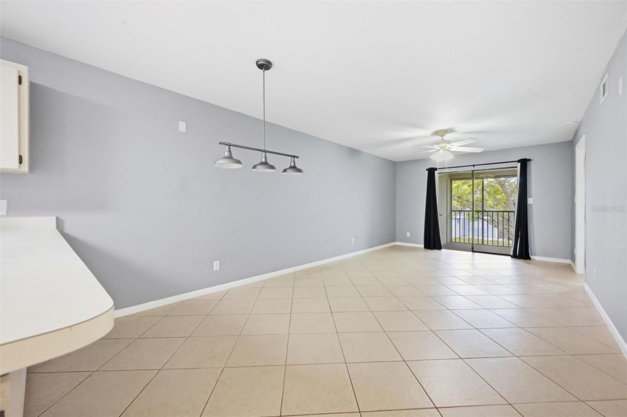 6033 34th Street W, Unit 20, Bradenton, FL 34210 Photo