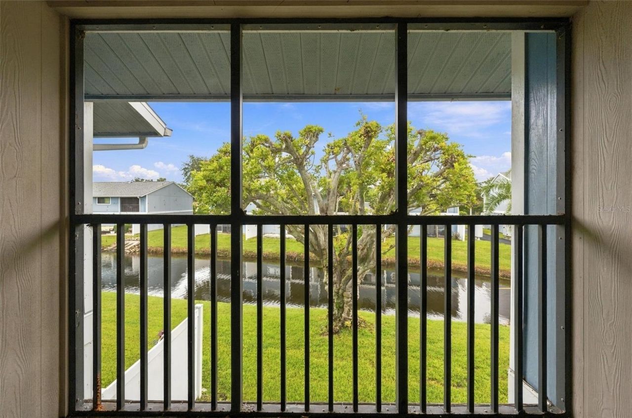 6033 34th Street W, Unit 20, Bradenton, FL 34210 Photo