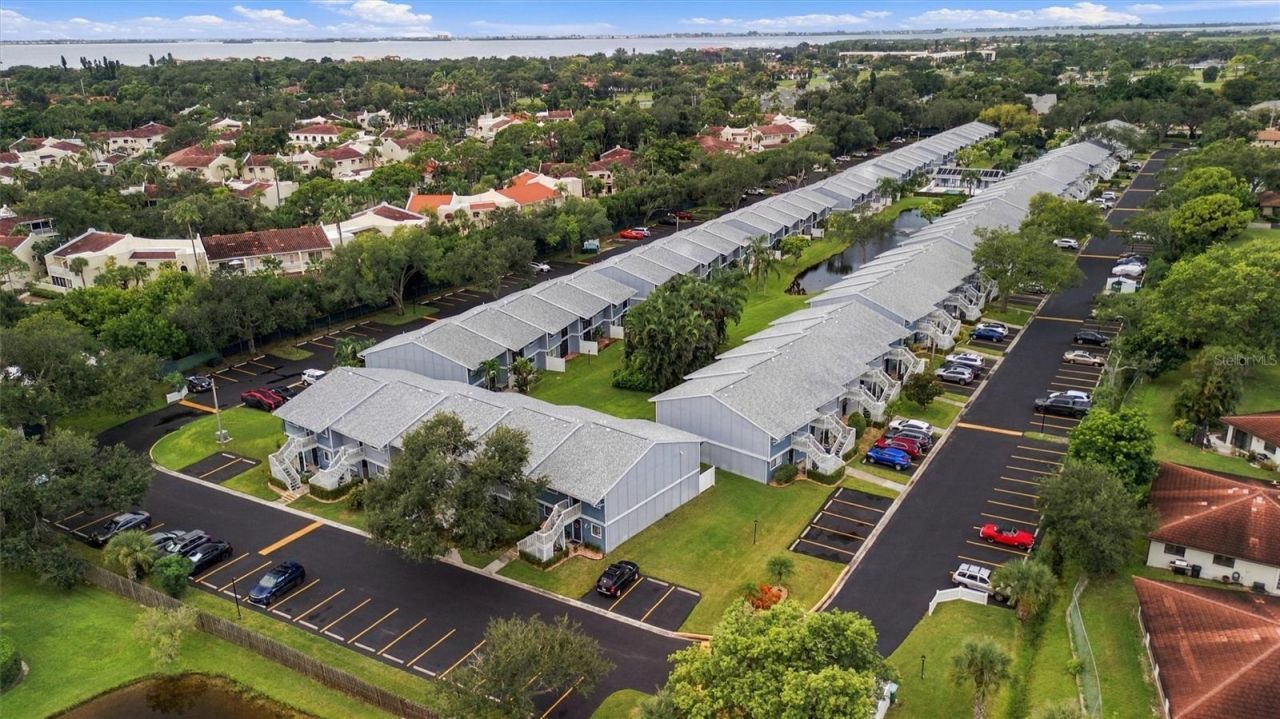 6033 34th Street W, Unit 20, Bradenton, FL 34210 Photo