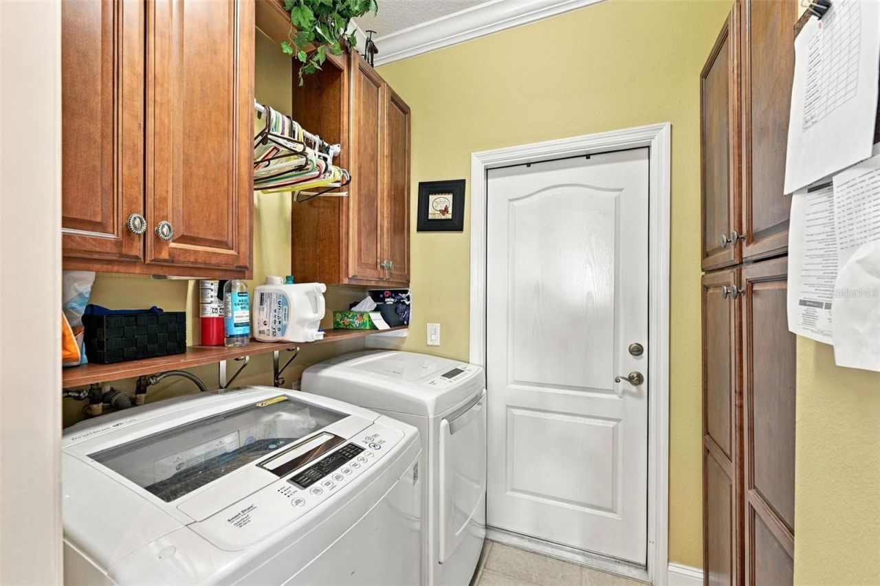 1106 Emerald Dunes Drive , Sun City Center, FL 33573 Photo