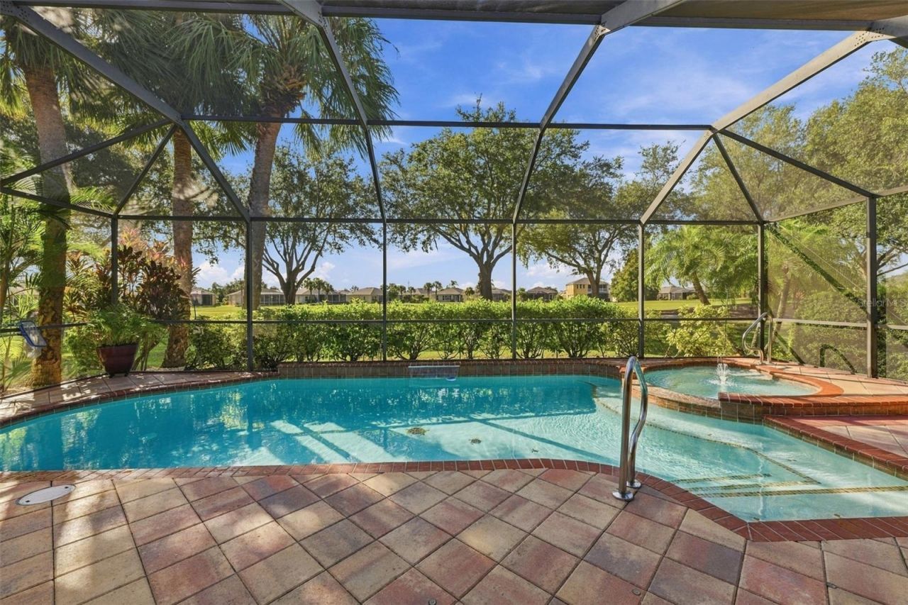 1106 Emerald Dunes Drive , Sun City Center, FL 33573 Photo