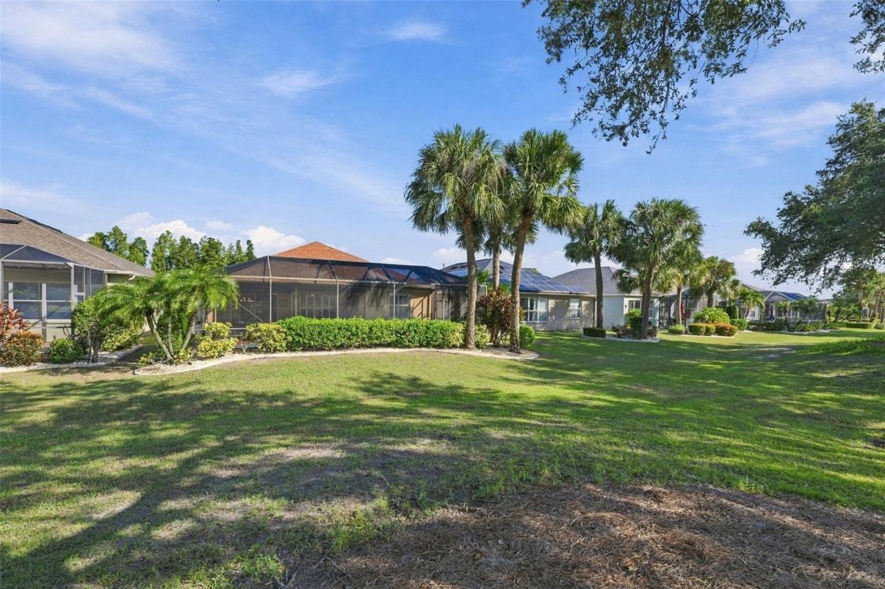 1106 Emerald Dunes Drive , Sun City Center, FL 33573 Photo