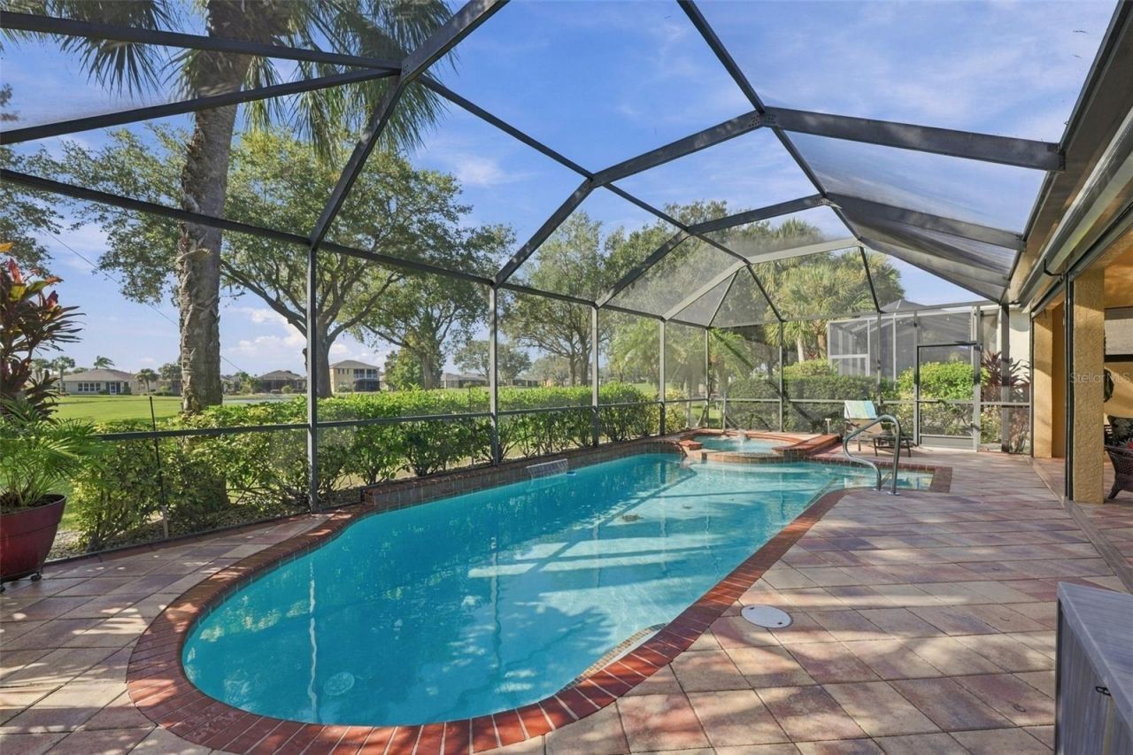 1106 Emerald Dunes Drive , Sun City Center, FL 33573 Photo