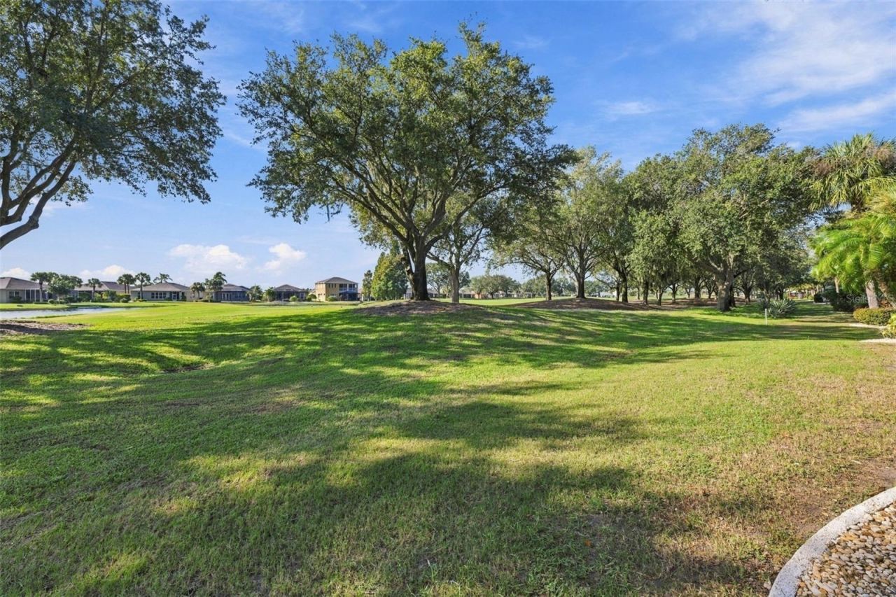 1106 Emerald Dunes Drive , Sun City Center, FL 33573 Photo