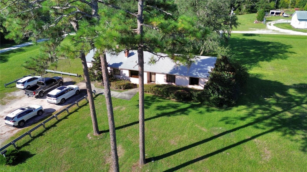 402 N Center Street, Pierson, FL 32180 Photo
