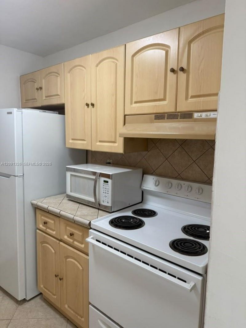 8002 SW 149 Ave, Unit B310, Miami, FL 33193 Photo