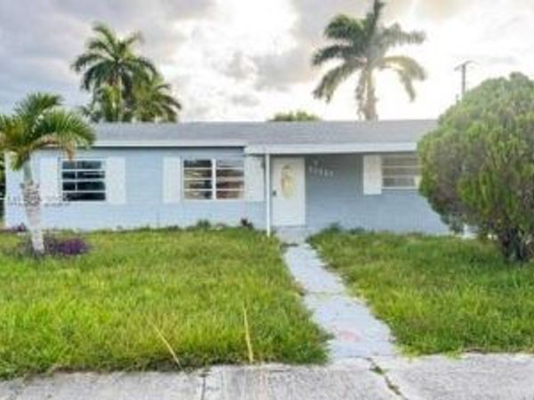 20500 NW 28th Ave , Miami Gardens, FL 33056