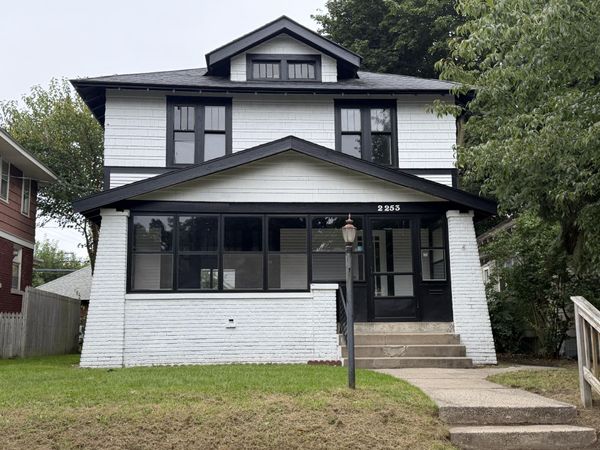 2253 Francis Avenue SE, Grand Rapids, MI 49507