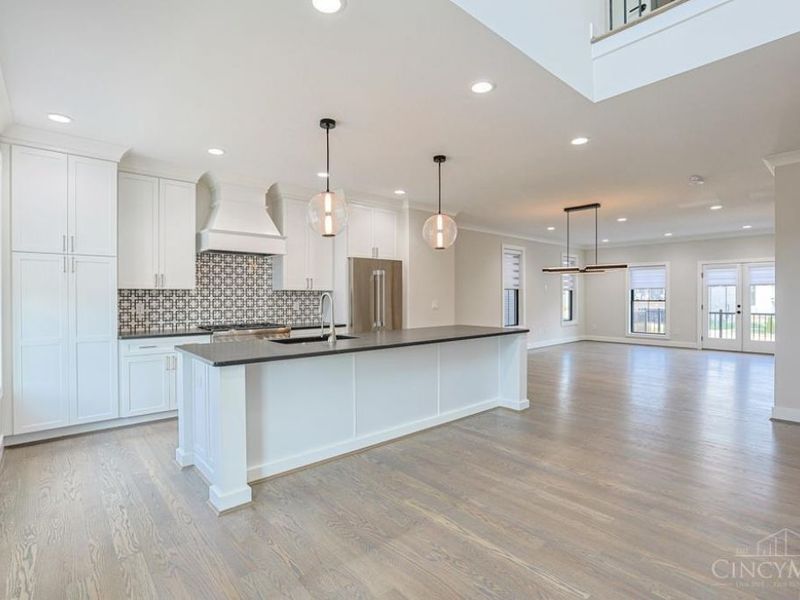2916 Robertson Avenue, Cincinnati, OH 45209 Photo 8
