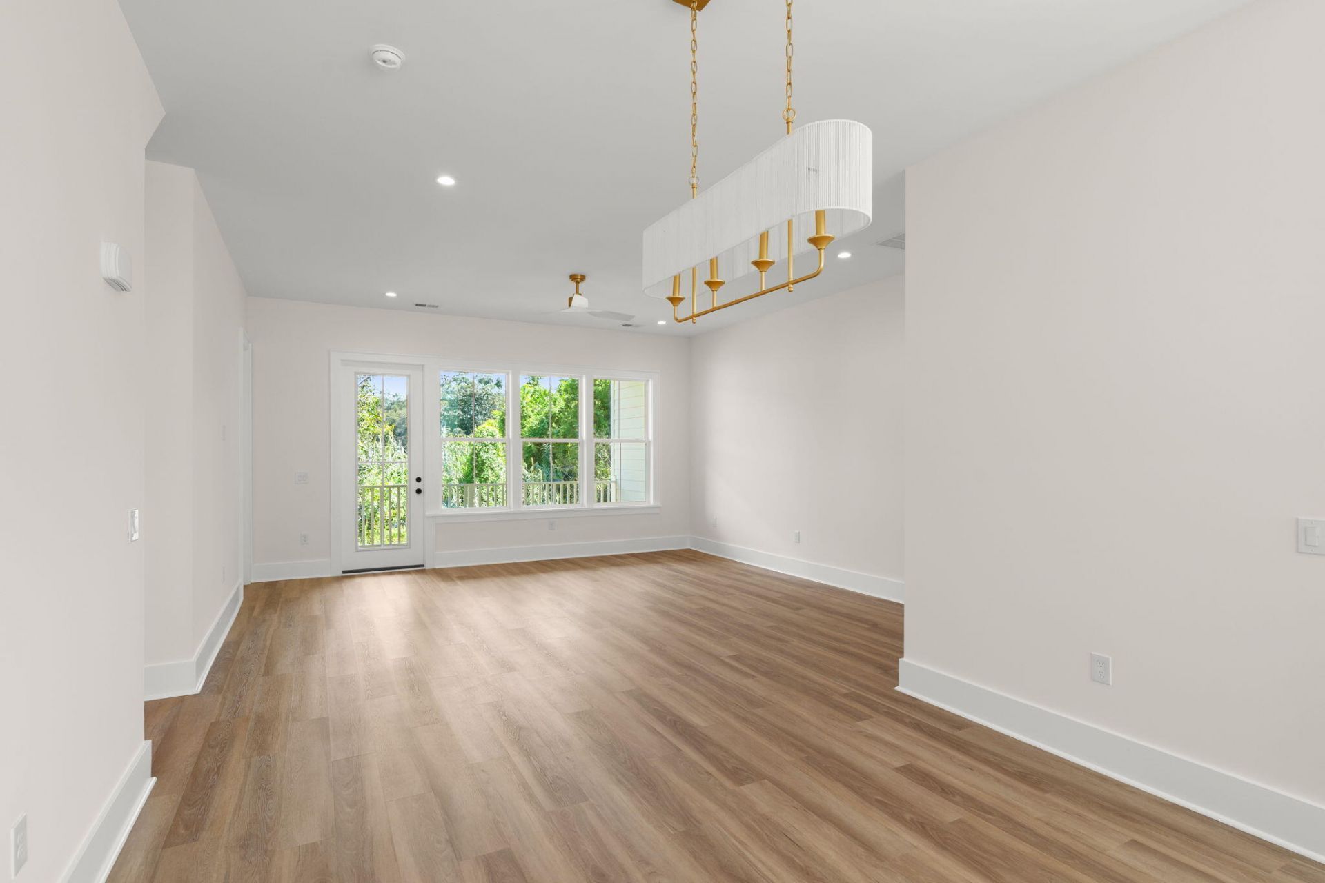 1600 Lauda Drive Photo 11