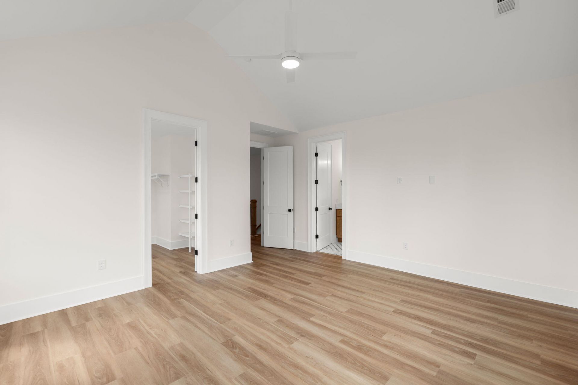 1600 Lauda Drive Photo 27