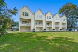 1600 Lauda Drive photo 4