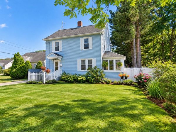 1245 Bay St, Springfield, MA 01109