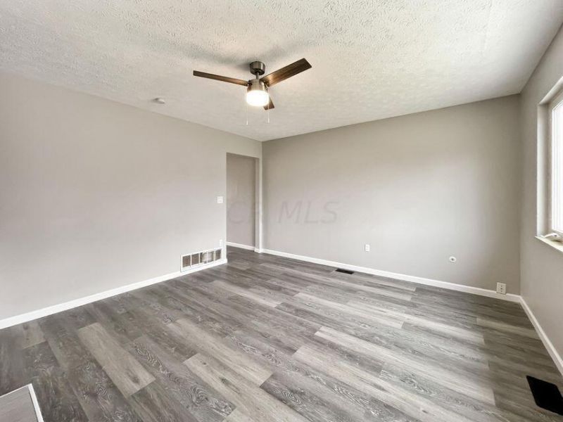 8969 Canoe Drive , Galloway, OH 43119 Photo 3