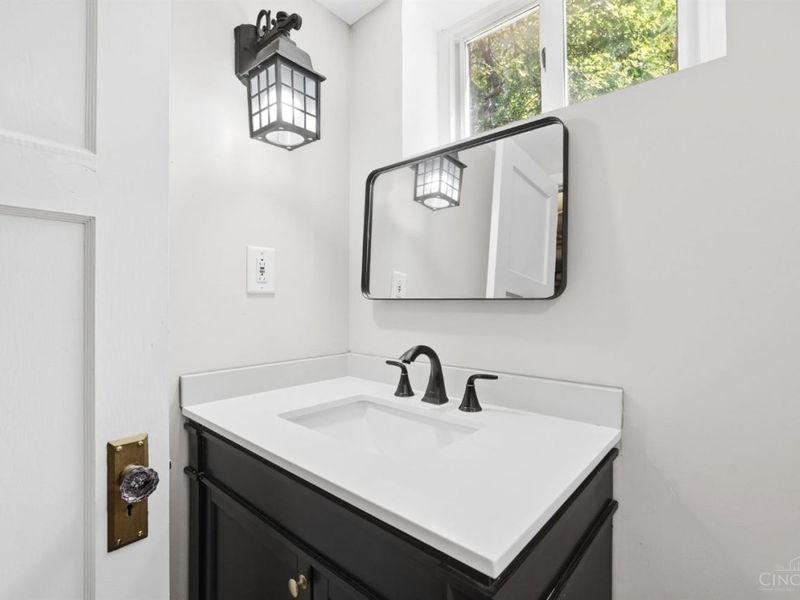 2235 W North Bend Road, Cincinnati, OH 45239 Photo 54