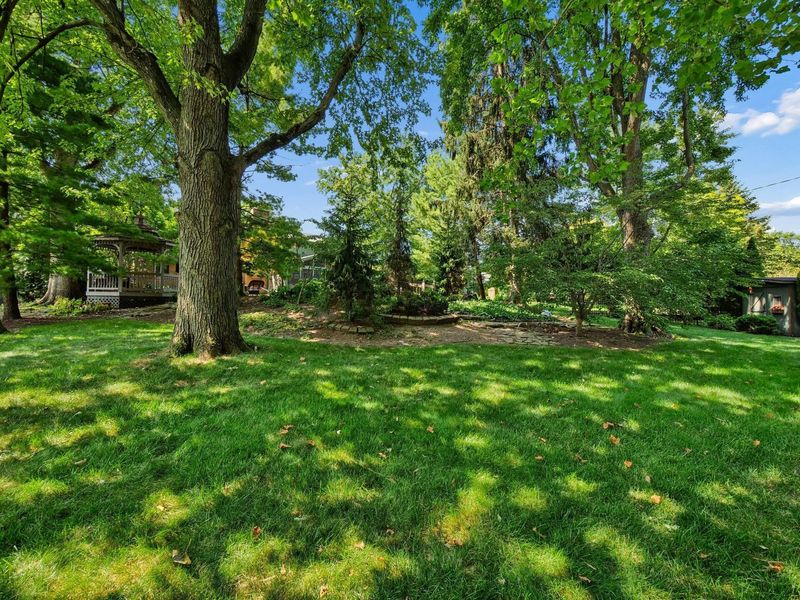 1362 Windham Road, Columbus, OH 43220 Photo 16