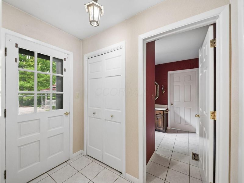 1362 Windham Road, Columbus, OH 43220 Photo 48