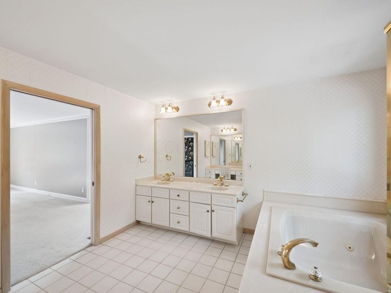 1362 Windham Road, Columbus, OH 43220 Photo 58