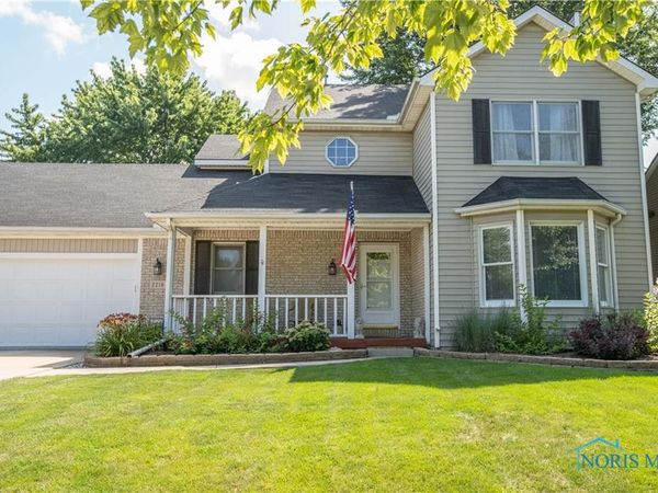 2218 Willowtree Lane, Maumee, OH 43537