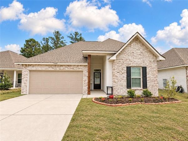 11268 CLOVER KNOLL DRIVE Drive , Covington, LA 70433