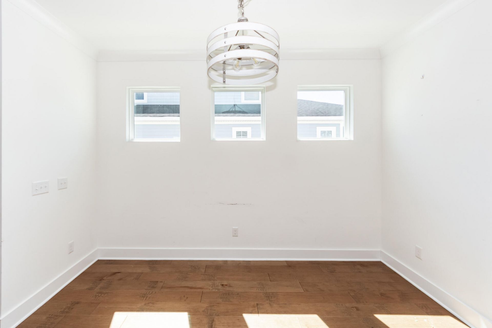 111 Hewitt Street Photo 11