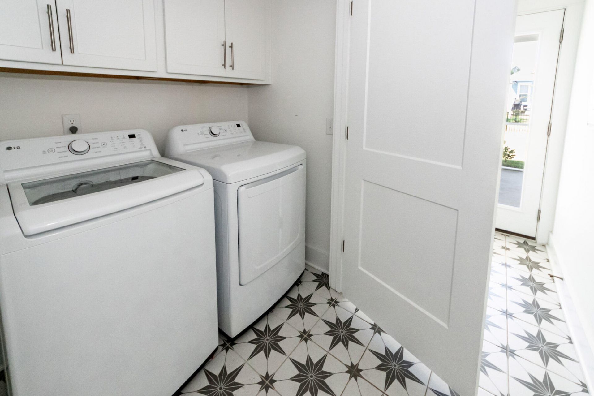 111 Hewitt Street Photo 16
