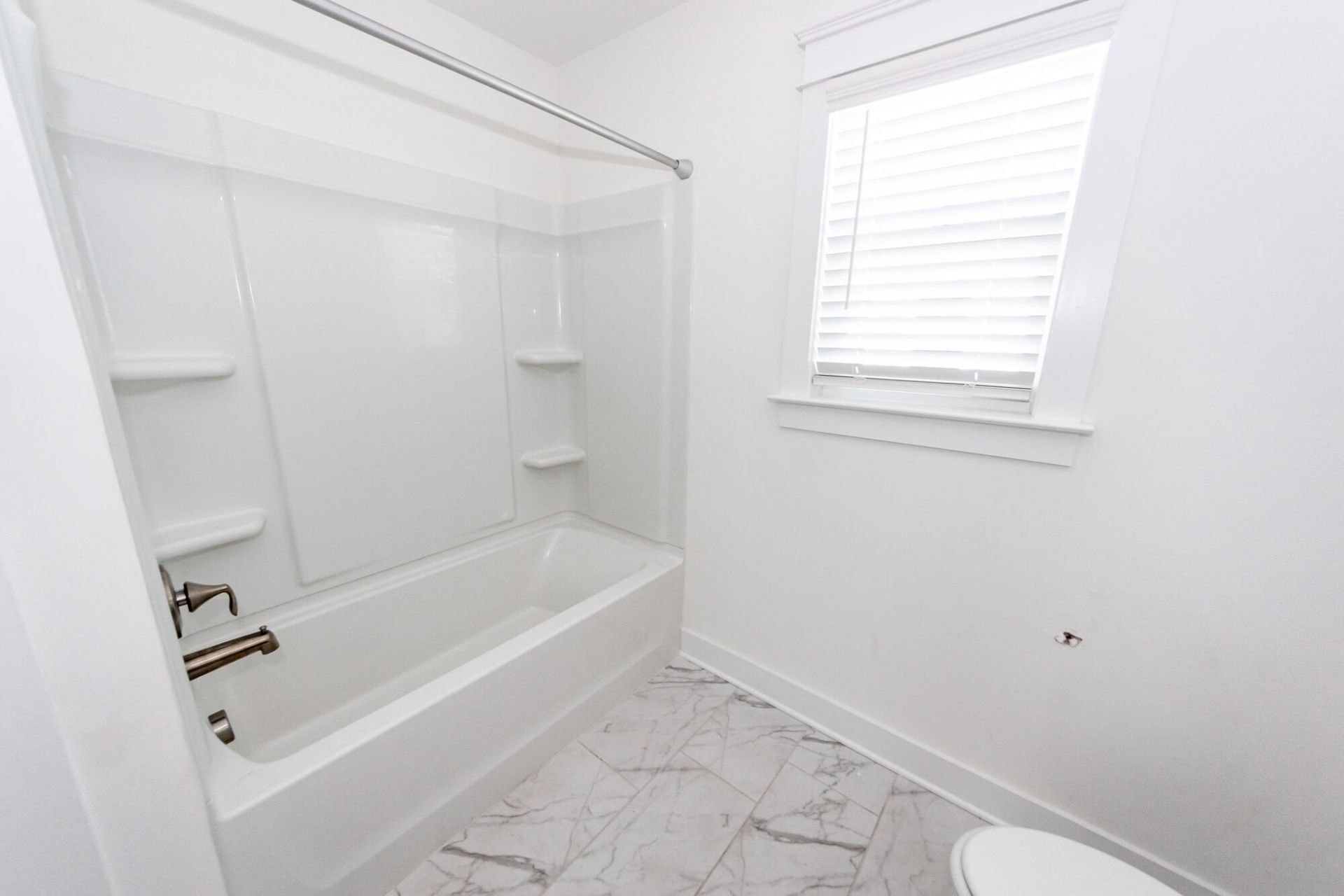 111 Hewitt Street Photo 35
